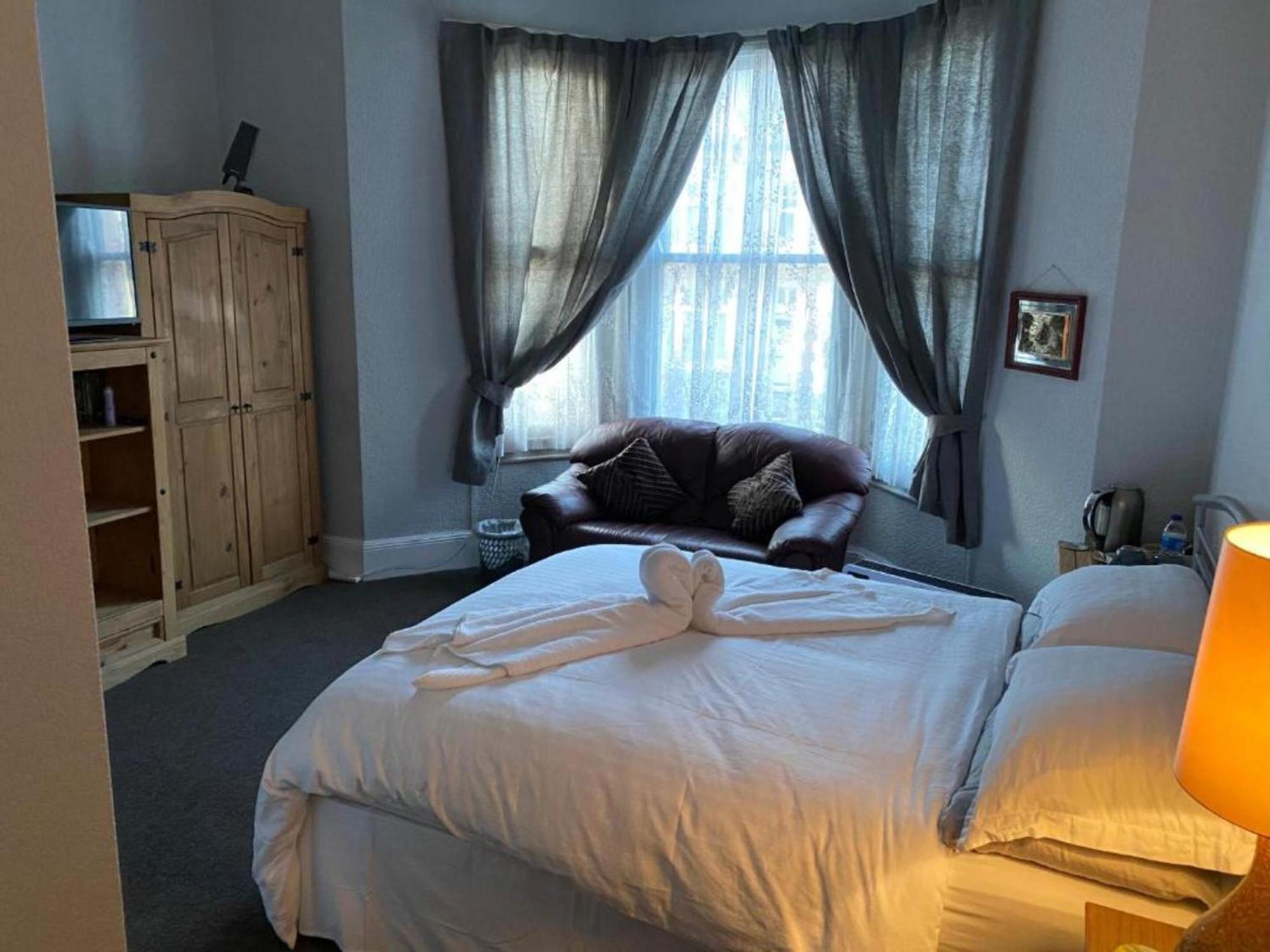 Hotel The Barley House à Plymouth Extérieur photo